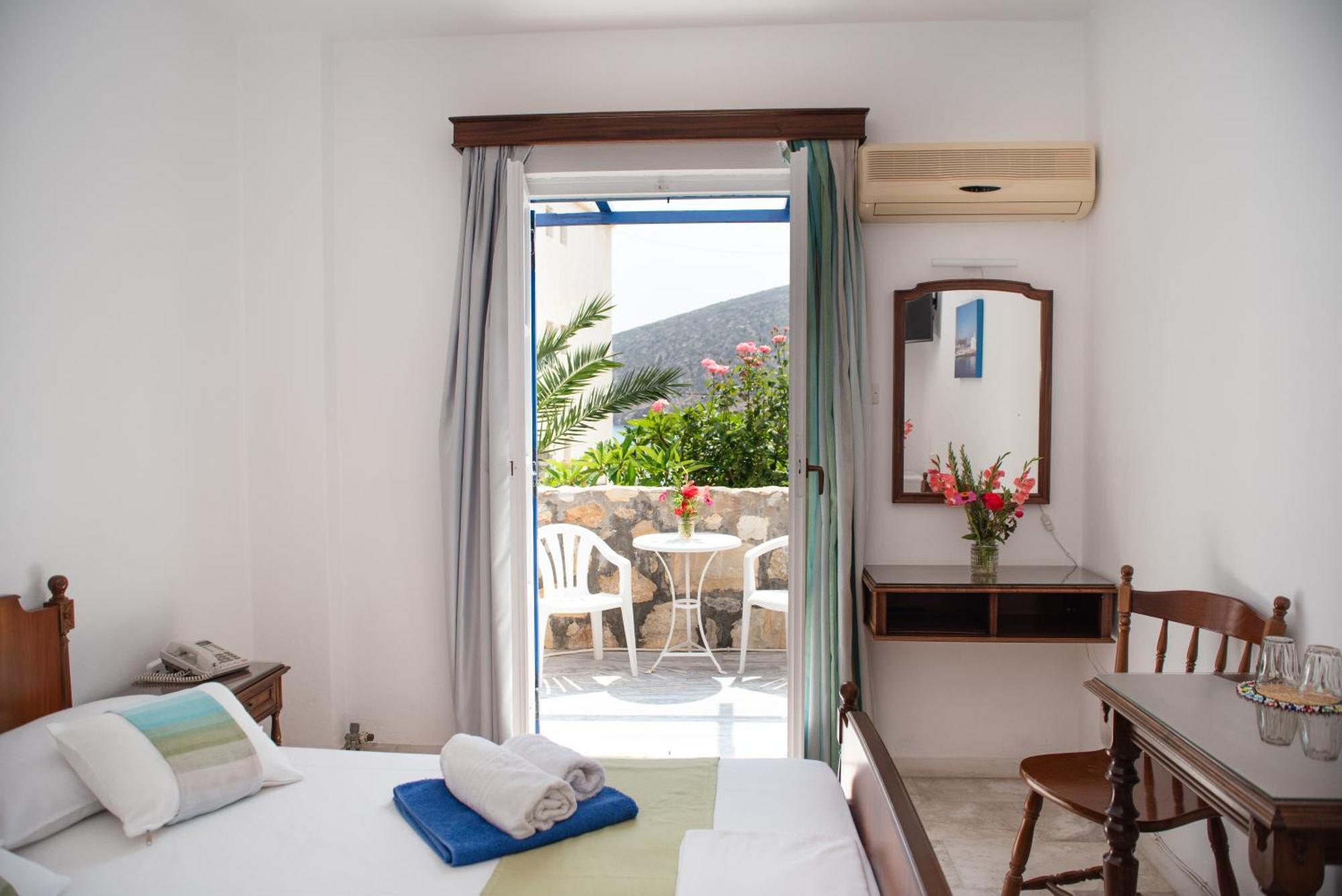 Adonis Hotel Naxos Apollon  Exterior photo