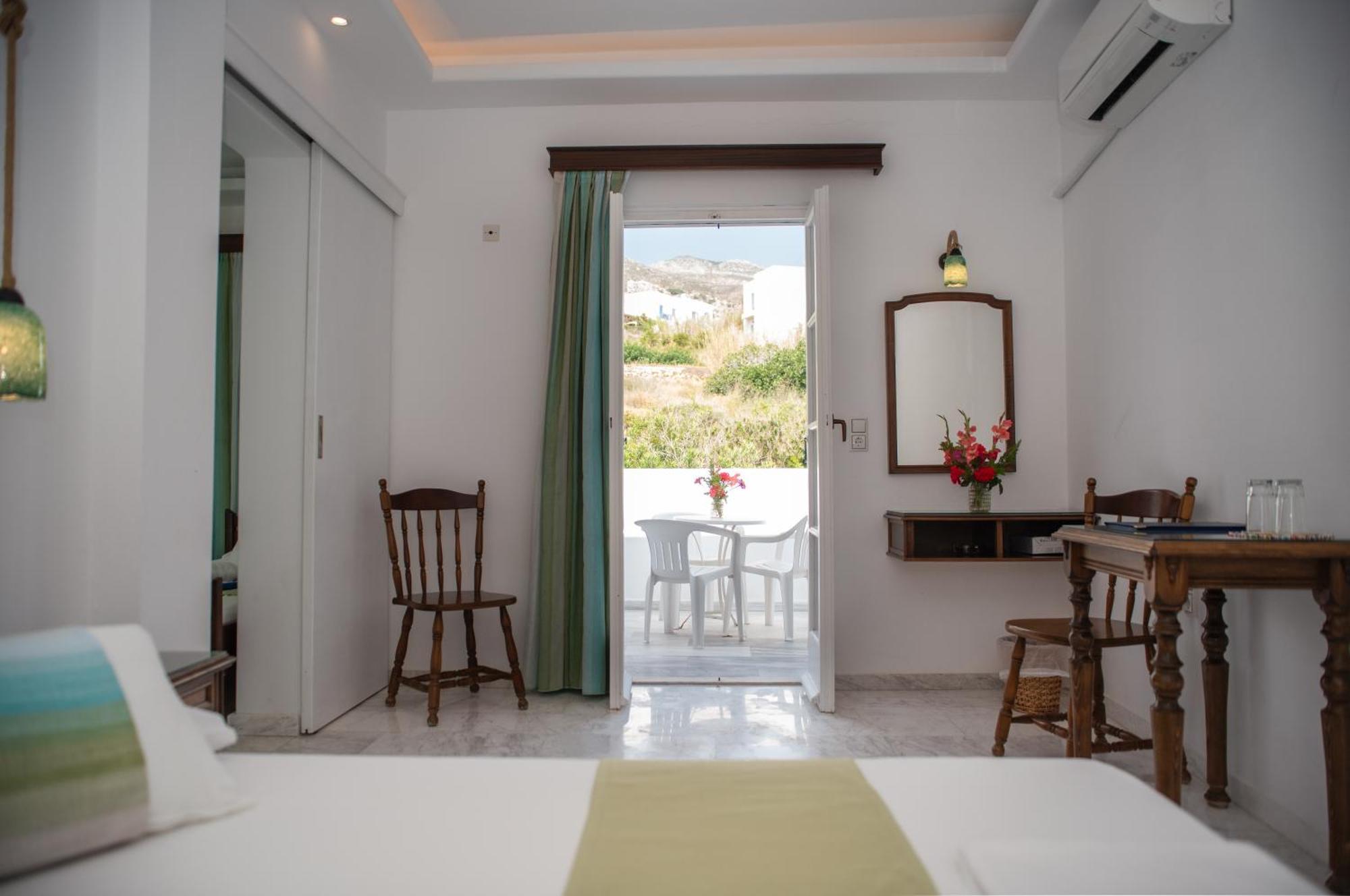 Adonis Hotel Naxos Apollon  Exterior photo